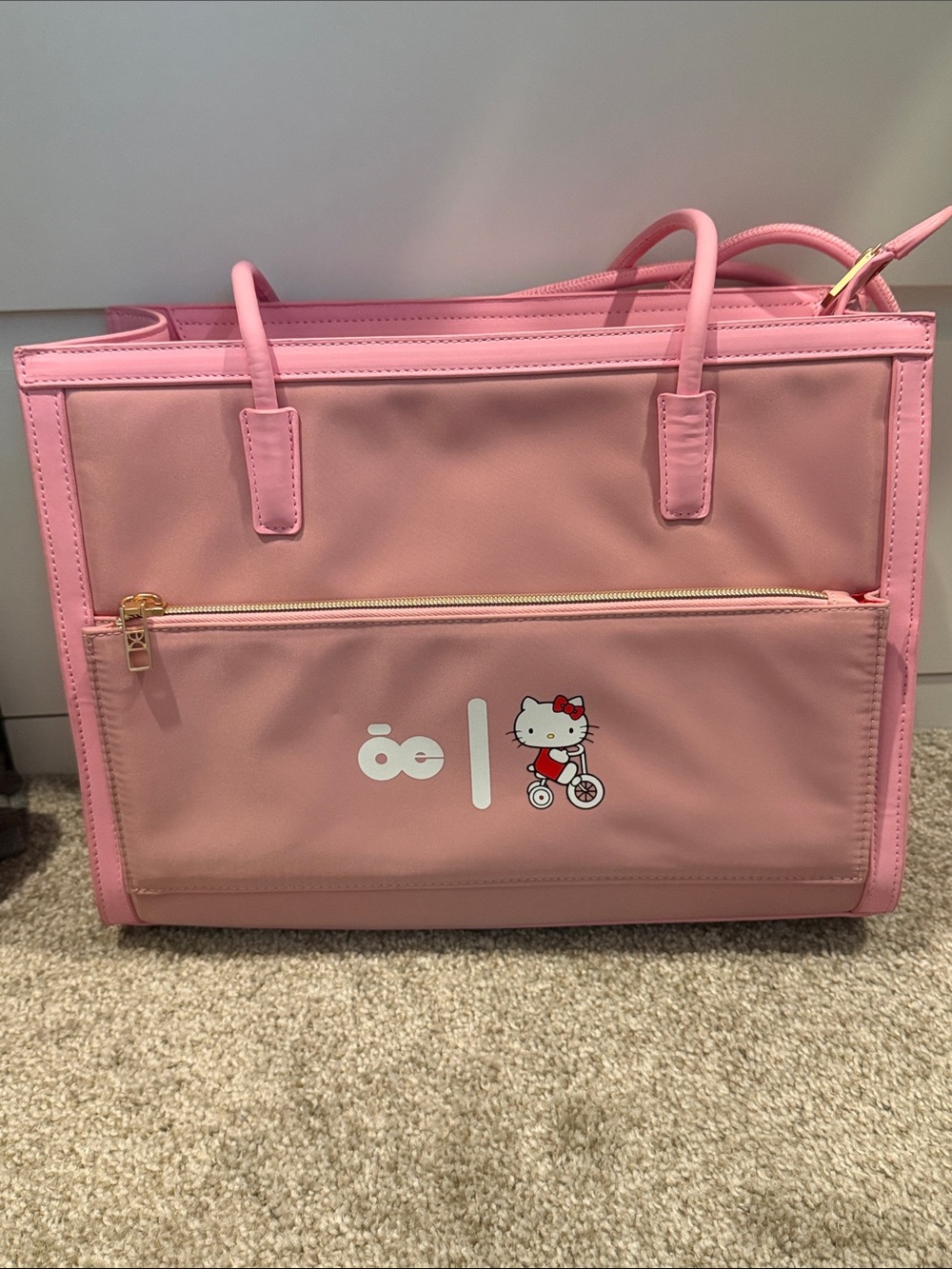 Cloe Pink Hello Kitty Tote Bag with Front Zip Pocket